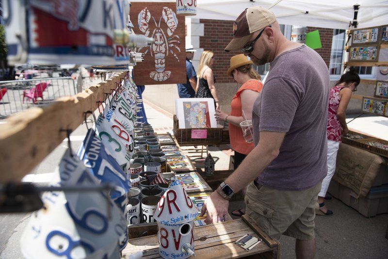 Beverly Arts fills the streets